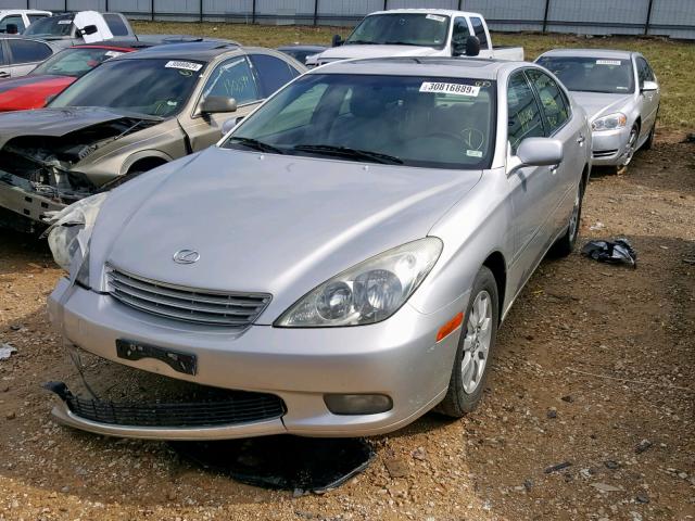 JTHBF30G920006791 - 2002 LEXUS ES 300 SILVER photo 2