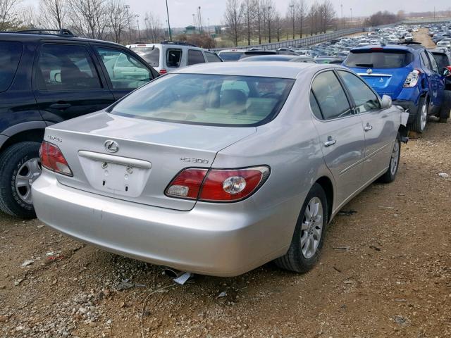 JTHBF30G920006791 - 2002 LEXUS ES 300 SILVER photo 4