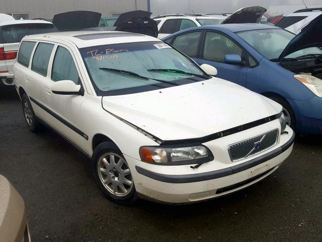 YV1SW61R622250318 - 2002 VOLVO V70 WHITE photo 1