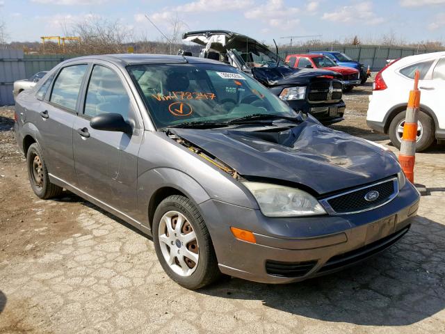 1FAFP34N15W178247 - 2005 FORD FOCUS ZX4 GRAY photo 1