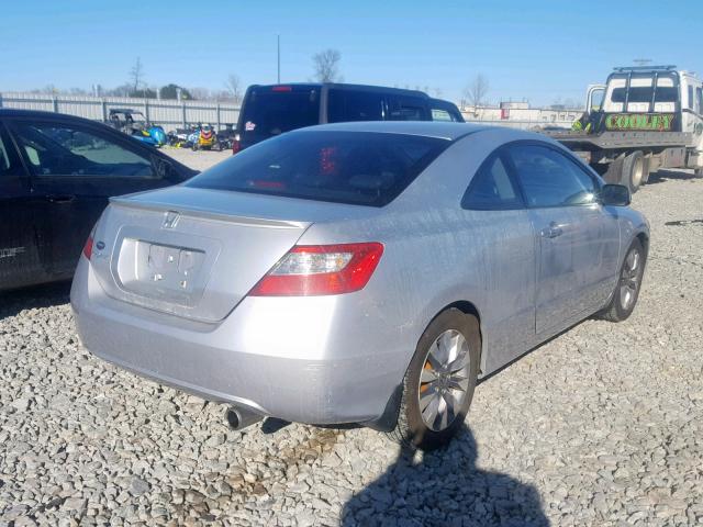 2HGFG12989H535689 - 2009 HONDA CIVIC EXL SILVER photo 4