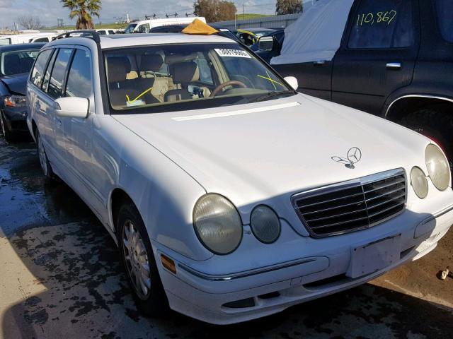 WDBJH65J81B289621 - 2001 MERCEDES-BENZ E 320 WHITE photo 1