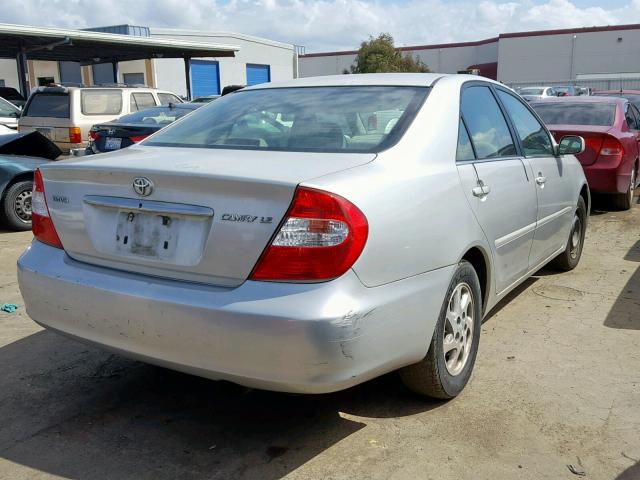 4T1BE32K43U685770 - 2003 TOYOTA CAMRY LE SILVER photo 4