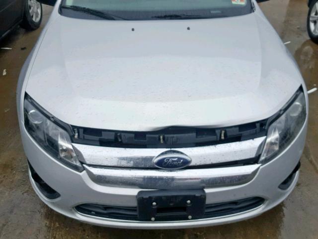 3FAHP0GA6AR183876 - 2010 FORD FUSION S SILVER photo 7