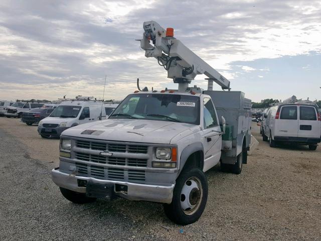 1GBKC34J7XF080008 - 1999 CHEVROLET GMT-400 C3 WHITE photo 2