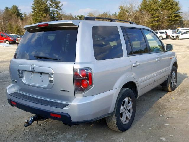 5FNYF18218B053378 - 2008 HONDA PILOT VP SILVER photo 4