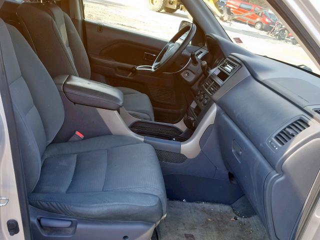 5FNYF18218B053378 - 2008 HONDA PILOT VP SILVER photo 5