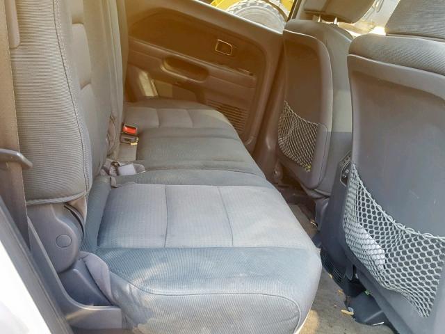 5FNYF18218B053378 - 2008 HONDA PILOT VP SILVER photo 6