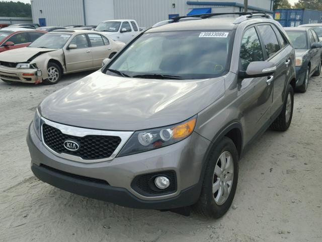 5XYKT3A60CG197948 - 2012 KIA SORENTO BA TAN photo 2