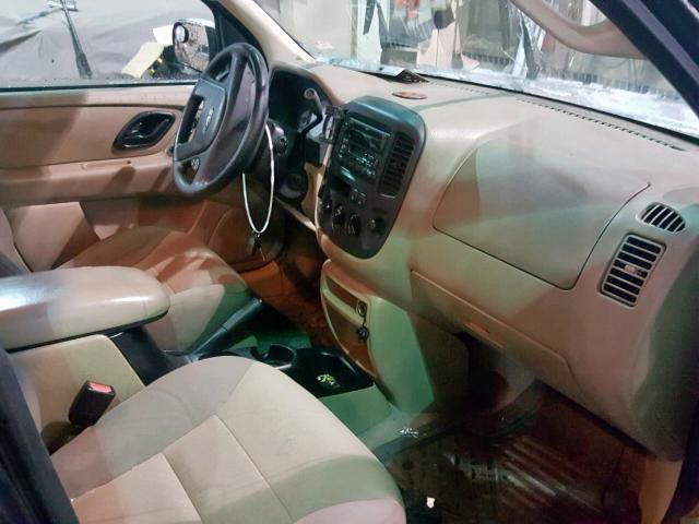 1FMCU92164DA23479 - 2004 FORD ESCAPE XLS BLACK photo 5