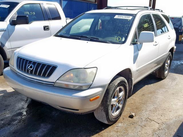 JTJGF10U720136759 - 2002 LEXUS RX 300 WHITE photo 2