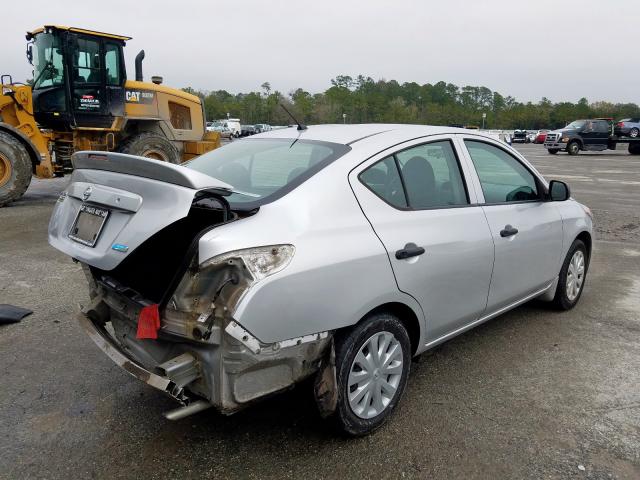 3N1CN7APXFL825643 - 2015 NISSAN VERSA S  photo 4