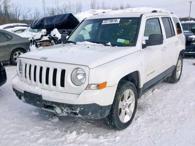 1J4NF4GB7BD227484 - 2011 JEEP PATRIOT LA WHITE photo 2