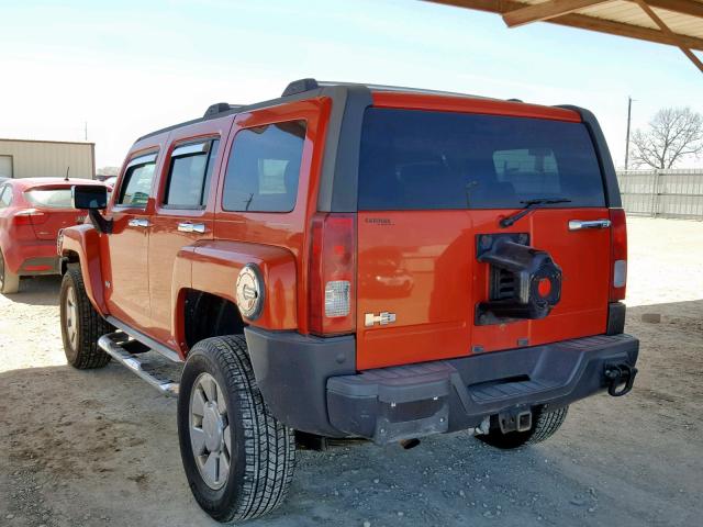 5GTEN13E588159297 - 2008 HUMMER H3 ORANGE photo 3