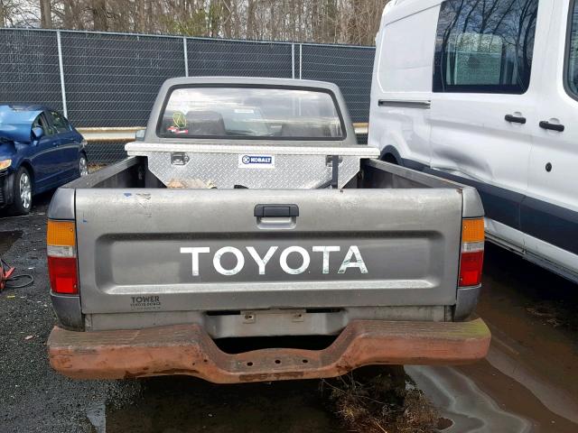 JT4RN81R6K5037502 - 1989 TOYOTA PICKUP 1/2 GRAY photo 6