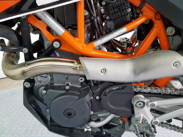 VBKLET405HM797682 - 2017 KTM 690 ENDURO ORANGE photo 11