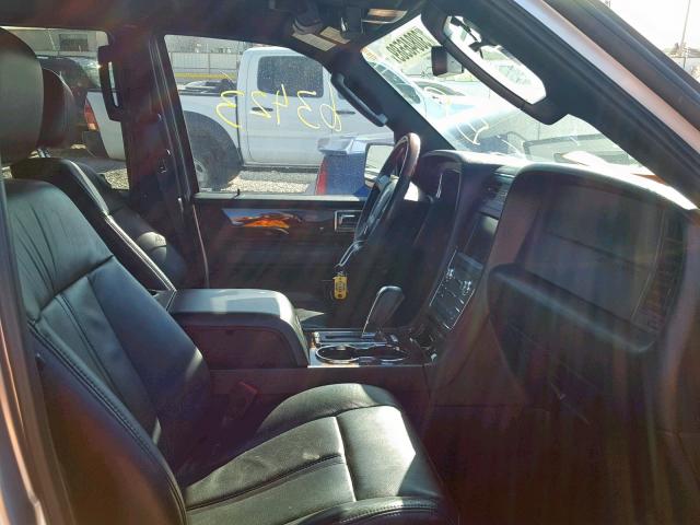 5LMJJ2HT5FEJ14351 - 2015 LINCOLN NAVIGATOR 银色 照片 5