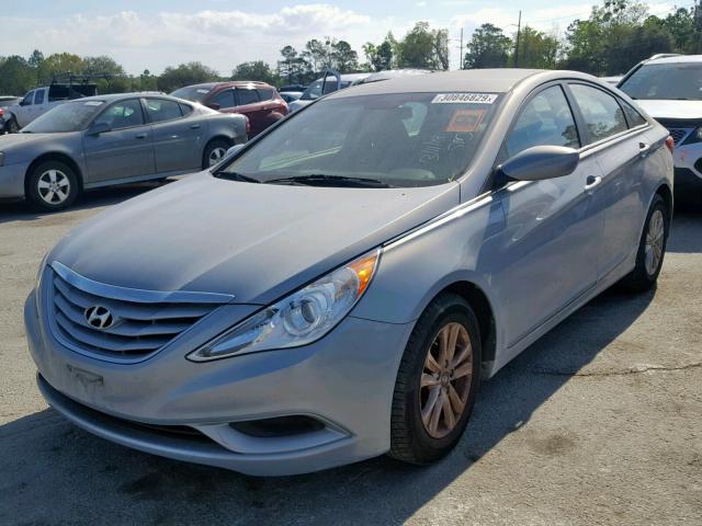 5NPEB4AC0BH227629 - 2011 HYUNDAI SONATA GLS SILVER photo 2