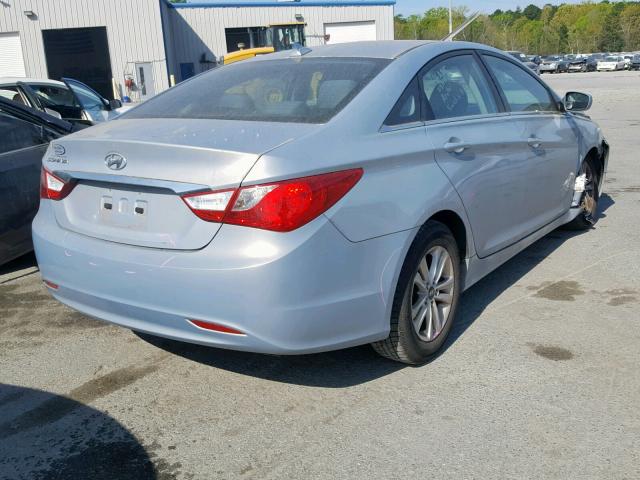 5NPEB4AC0BH227629 - 2011 HYUNDAI SONATA GLS SILVER photo 4