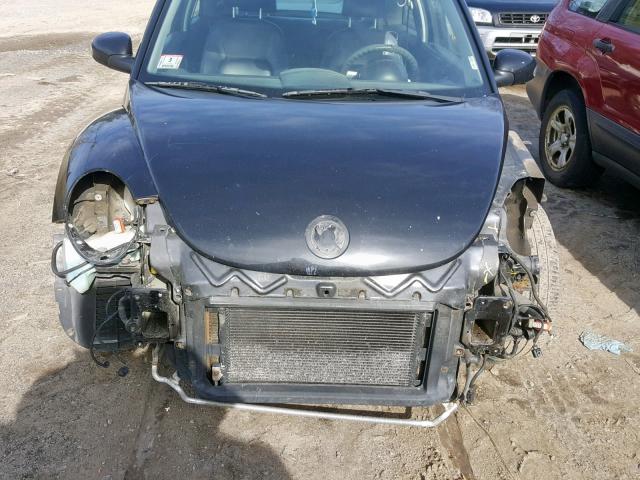 3VWPG31CX8M509197 - 2008 VOLKSWAGEN NEW BEETLE შავი ფოტო 9