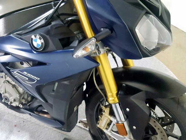 WB10D1206FZ199516 - 2015 BMW S 1000 R BLUE photo 15