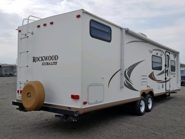 4X4TRLE26BD113536 - 2011 ROCK ULTRA LITE WHITE photo 6