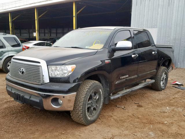 5TFHW5F14DX312995 - 2013 TOYOTA TUNDRA CRE BLACK photo 2