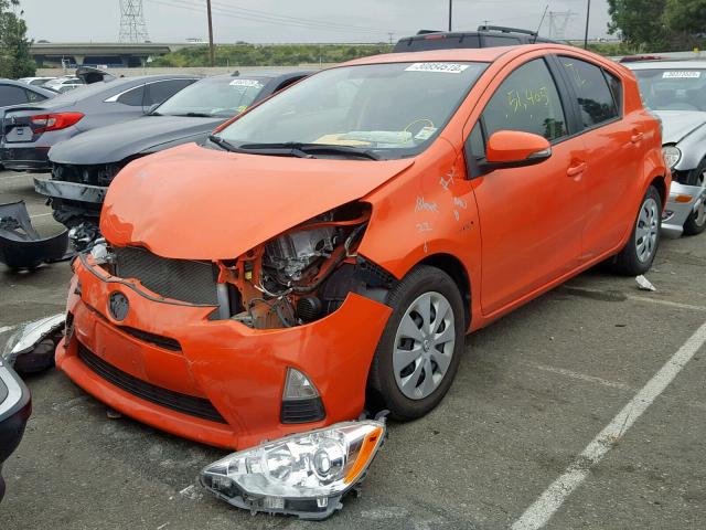 JTDKDTB38D1052112 - 2013 TOYOTA PRIUS C ORANGE photo 2