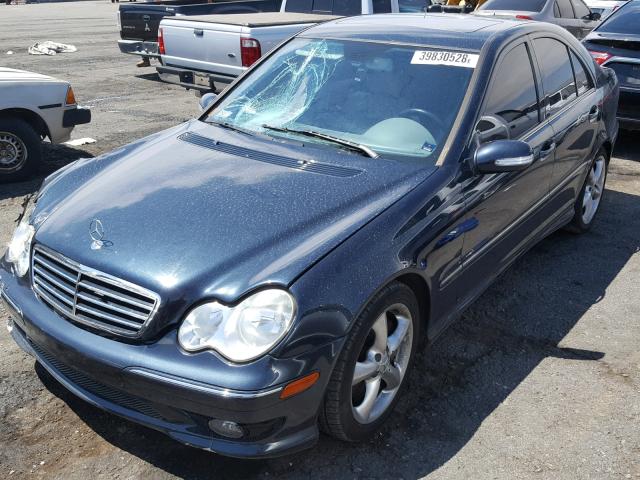 WDBRF40J65F585739 - 2005 MERCEDES-BENZ C 230K SPO BLUE photo 2