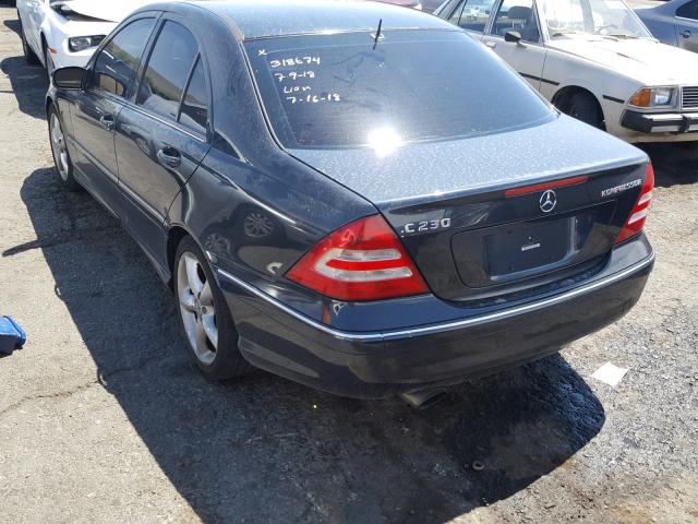 WDBRF40J65F585739 - 2005 MERCEDES-BENZ C 230K SPO BLUE photo 3