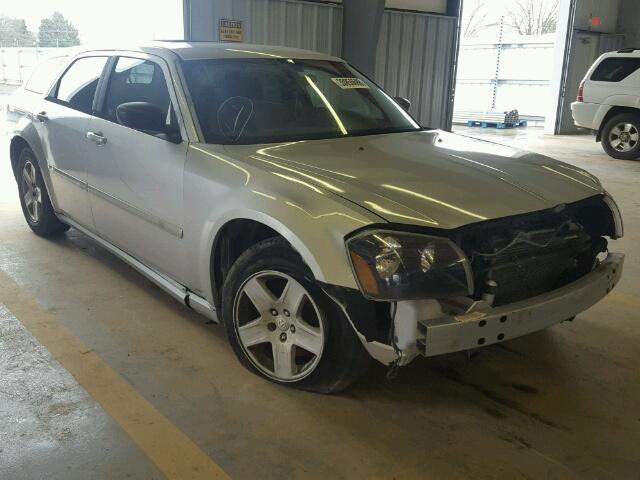 2D4FV48V05H593058 - 2005 DODGE MAGNUM SXT SILVER photo 1