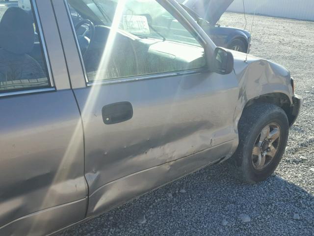 KNDJB723615075322 - 2001 KIA SPORTAGE SILVER photo 9