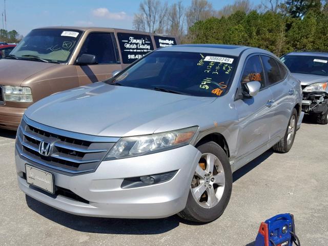 5J6TF1H33AL015411 - 2010 HONDA ACCORD CRO SILVER photo 2