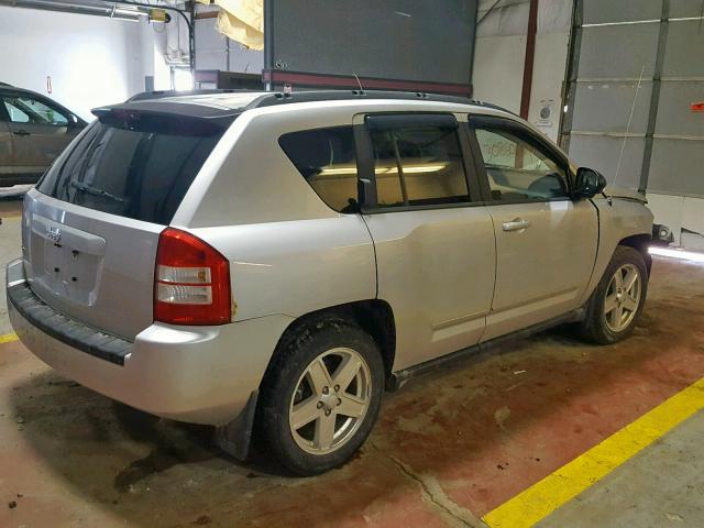1J4NF4FB7AD518230 - 2010 JEEP COMPASS SP SILVER photo 4