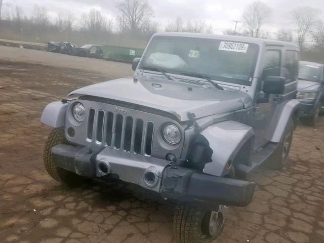 1C4GJWBGXJL922848 - 2018 JEEP WRANGLER S SILVER photo 2