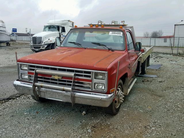 1GBHC34W6FJ169442 - 1985 CHEVROLET C30 RED photo 2