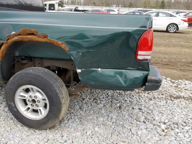 1B7GL2AN8YS678801 - 2000 DODGE DAKOTA QUA GREEN photo 9