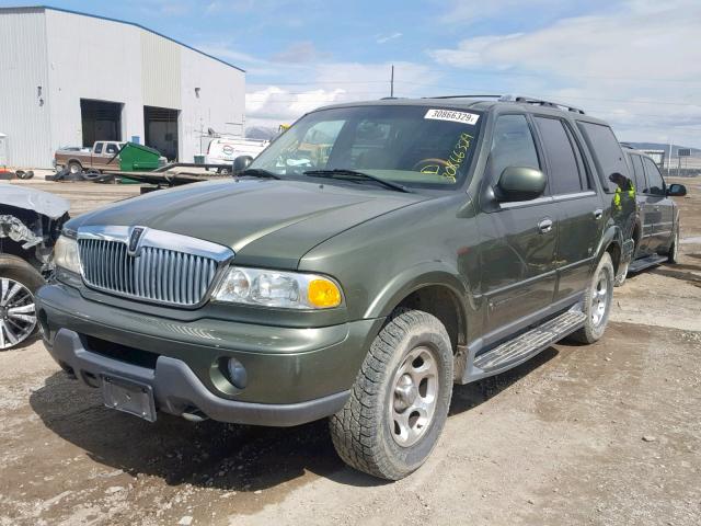 5LMFU28R01LJ30768 - 2001 LINCOLN NAVIGATOR Yaşıl foto 2