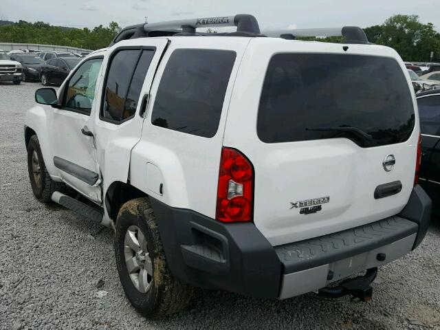 5N1AN0NUXBC525002 - 2011 NISSAN XTERRA 4.0 WHITE photo 3