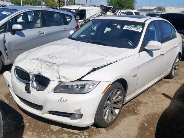 WBAPH5C59BA446122 - 2011 BMW 328 I SULE WHITE photo 2