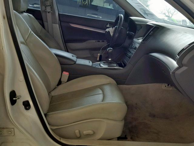 JN1DV6AP3CM811373 - 2012 INFINITI G25 BASE WHITE photo 5