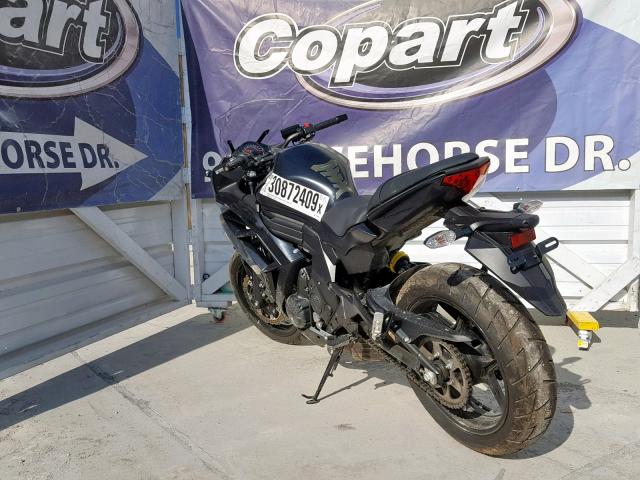 JKAEXEE16DDA11709 - 2013 KAWASAKI EX650 E BLACK photo 3