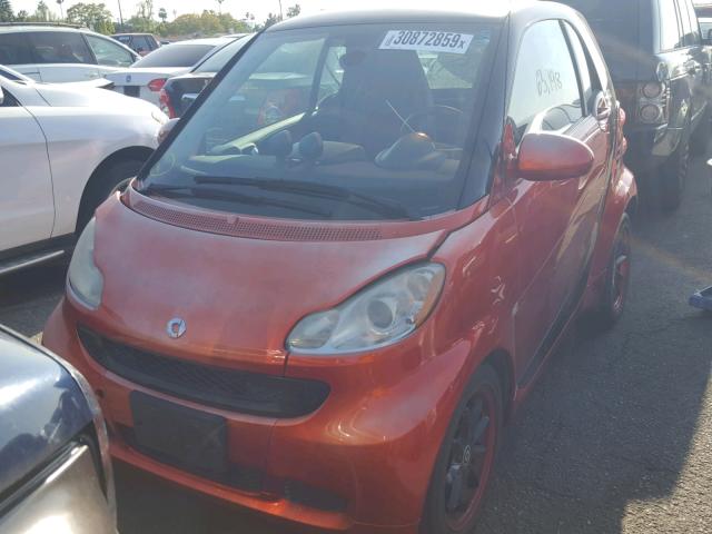 WMEEJ31X08K143127 - 2008 SMART FORTWO RED photo 2