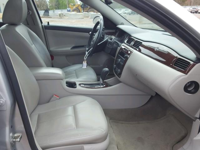 2G1WC5EM6B1203145 - 2011 CHEVROLET IMPALA LTZ SILVER photo 5