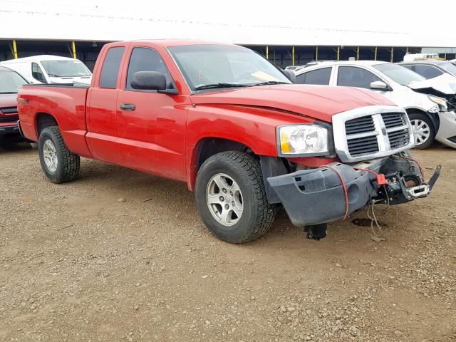 1D7HW42N25S309844 - 2005 DODGE DAKOTA SLT RED photo 1