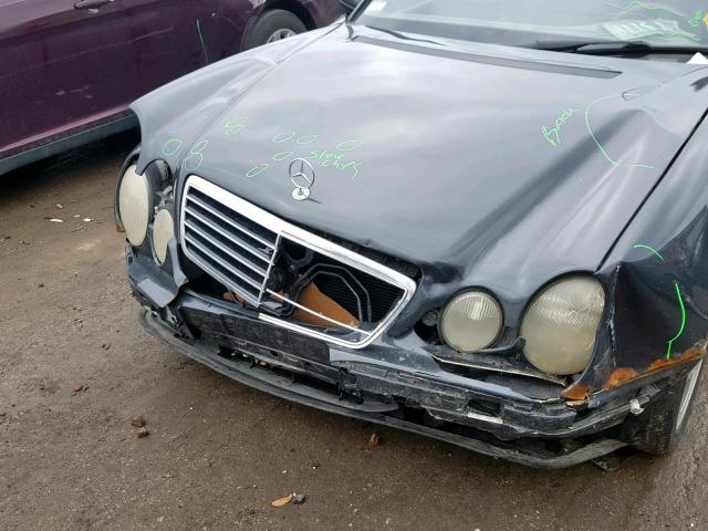 WDBJF65J32B399760 - 2002 MERCEDES-BENZ E 320 GRAY photo 9