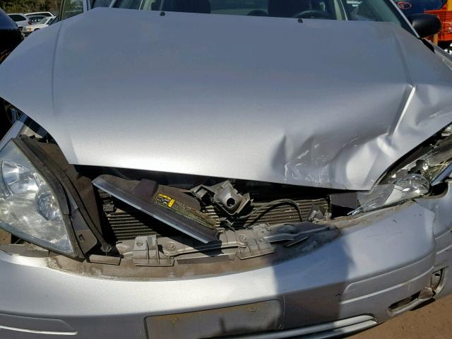 1FAFP34N35W188066 - 2005 FORD FOCUS ZX4 SILVER photo 9