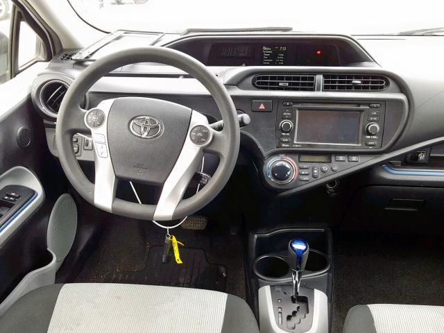 JTDKDTB33D1036822 - 2013 TOYOTA PRIUS C WHITE photo 9