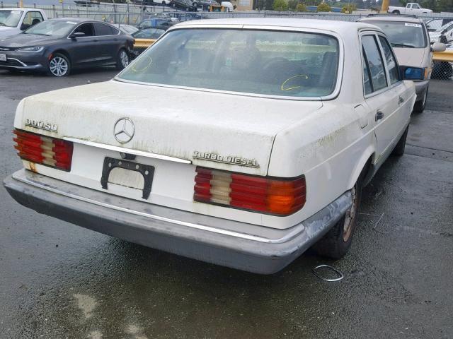 WDBCB20A9EA050598 - 1984 MERCEDES-BENZ 300 SD WHITE photo 4