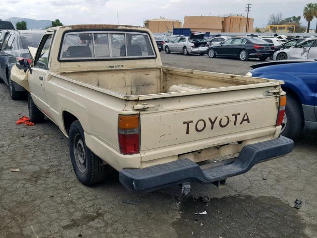 JT4RN50RXF0049073 - 1985 TOYOTA PICKUP 1/2 YELLOW photo 3